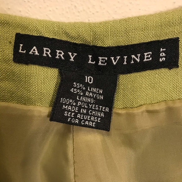 Larry Levine Moss Green Loose Capri Pants - Picture 5 of 6